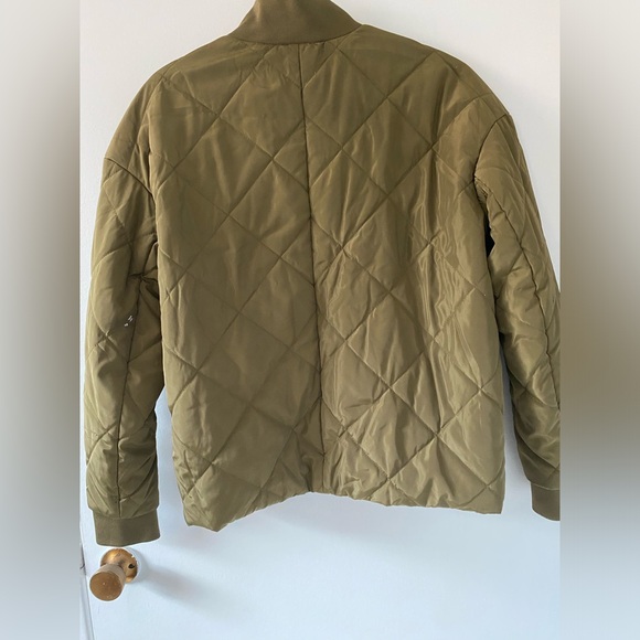 H&M Womens Military Green Quilted Bomber Jacket Size 4 - Picture 4 of 6
